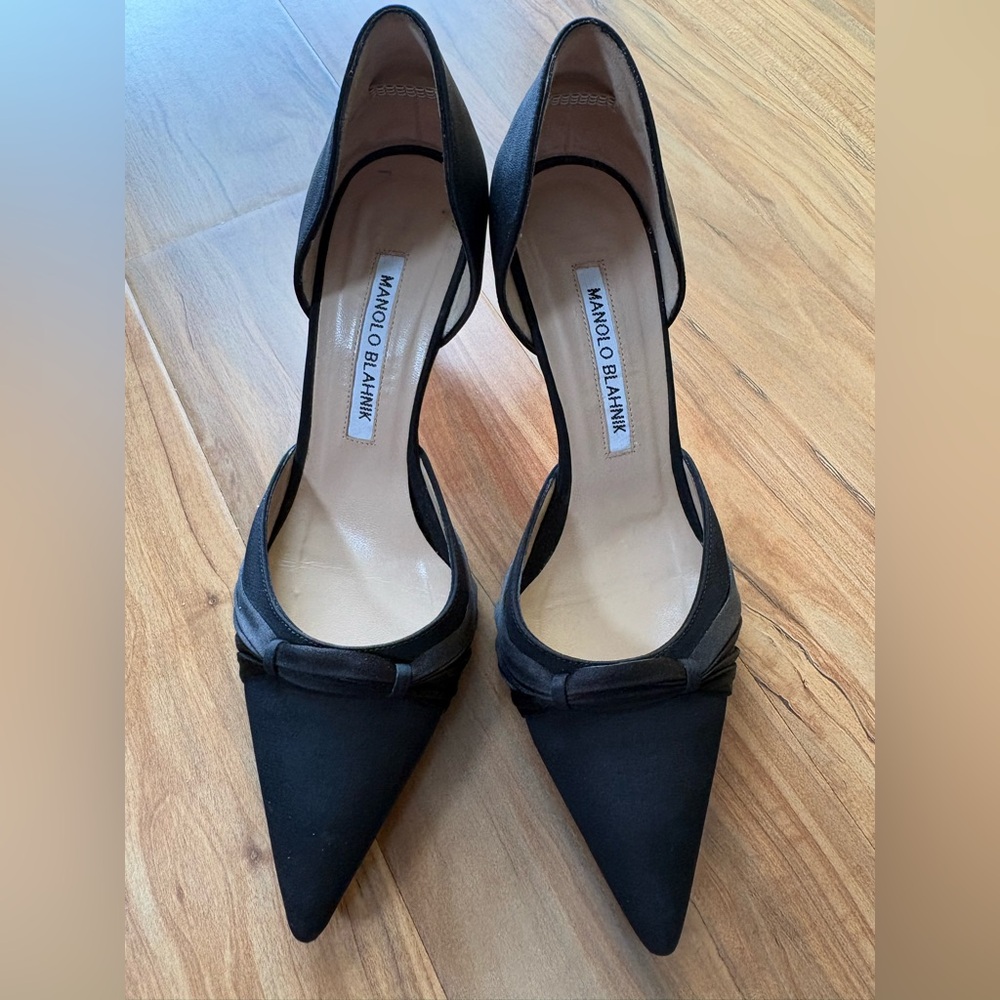 Manolo Blahnik Black Pointed Heels